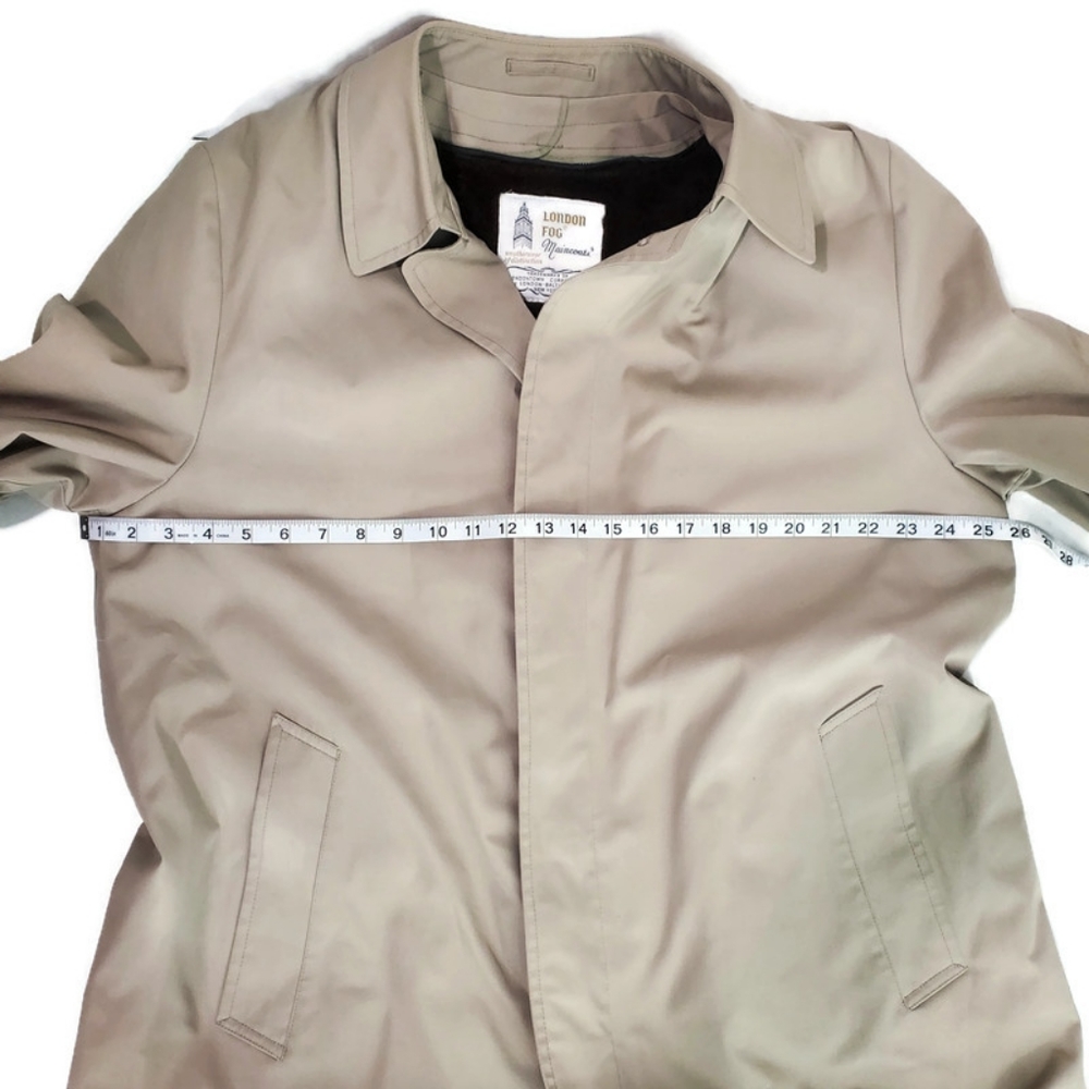 London Fog Vintage Men's Lined Trench Coat Classic Khaki Maincoats Size 44 L EUC - Picture 9 of 16